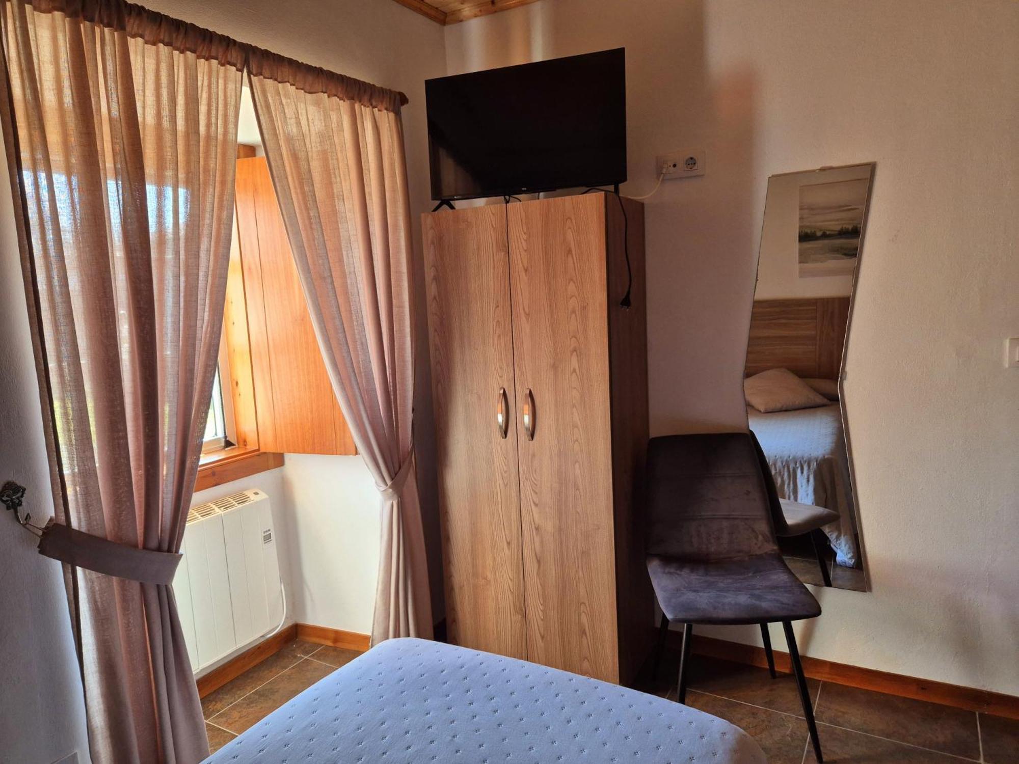 Albergue Rectoral San Mamede Da Pena Exclusive For Pilgrims เนเกรรา ภายนอก รูปภาพ