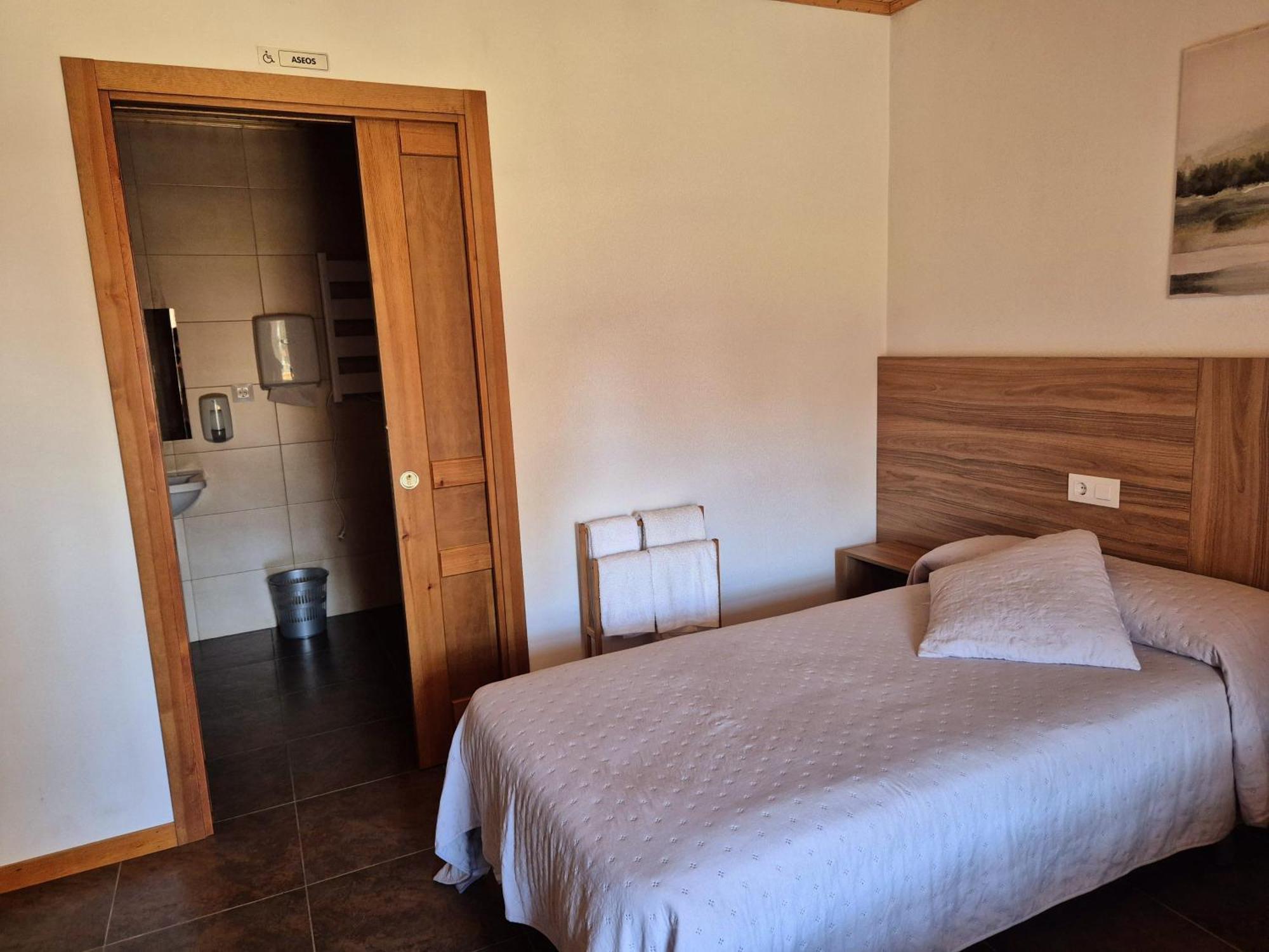 Albergue Rectoral San Mamede Da Pena Exclusive For Pilgrims เนเกรรา ภายนอก รูปภาพ